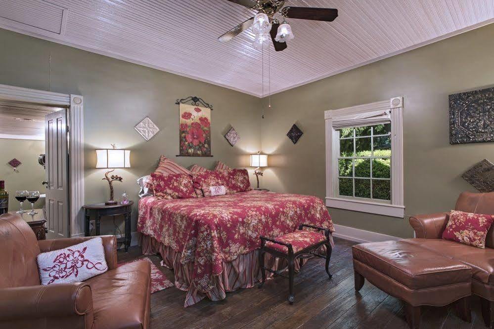Inn On The Creek Salado エクステリア 写真