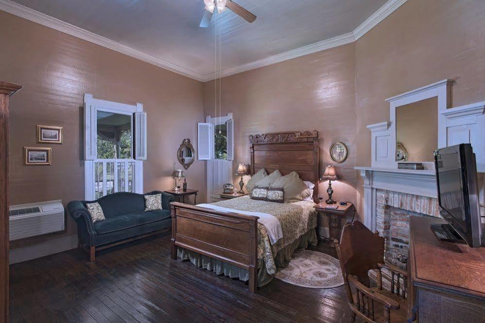 Inn On The Creek Salado エクステリア 写真